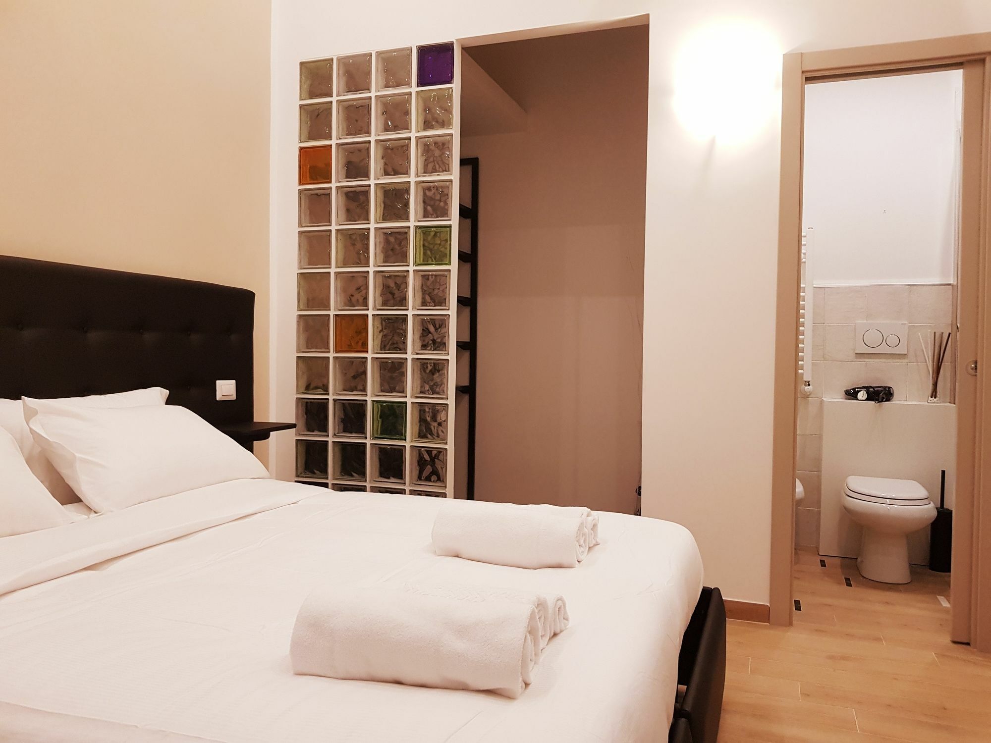 רומא Cairoli Rooms מראה חיצוני תמונה